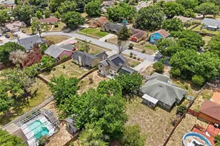 3027 Queens Gate Rd, Orlando, FL 32818 - Photo 3