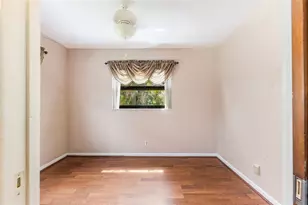 539 Sabal Palm Dr, Lake Park, FL 33403 - Photo 9