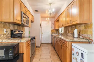 539 Sabal Palm Dr, Lake Park, FL 33403 - Photo 15