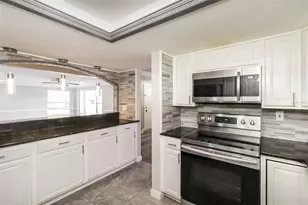 9436 Weeping Willow Ln, Port Richey, FL 34668 - Photo 9