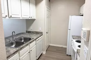 911 N Orange Ave, Orlando, FL 32801 - Photo 5
