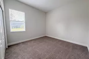 401 River Bed Ct, Wimauma, FL 33598 - Photo 19