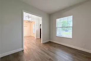 401 River Bed Ct, Wimauma, FL 33598 - Photo 3