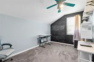 523 Lake Davenport Cir, Davenport, FL 33837 - Photo 21