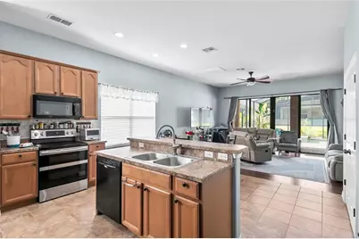 523 Lake Davenport Circle, Davenport, FL 33837 - Photo 7