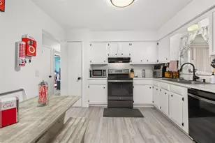 3931 Gaillardia Dr, Indian Lake Estates, FL 33855 - Photo 11