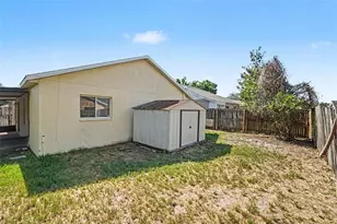 1301 Mohrlake Dr, Brandon, FL 33511 - Photo 17