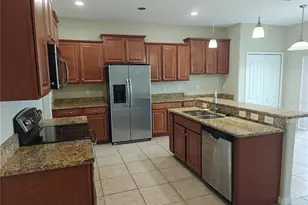 2221 Grantham Ave, Davenport, FL 33837 - Photo 5