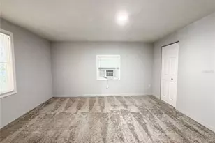 2228 N Orange Ave, Sarasota, FL 34234 - Photo 13