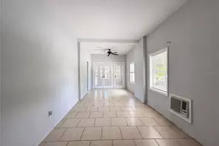 2228 N Orange Ave, Sarasota, FL 34234 - Photo 3