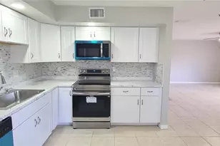 2118 Oak Meadow Cir, South Daytona, FL 32119 - Photo 7