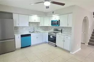 2118 Oak Meadow Cir, South Daytona, FL 32119 - Photo 5