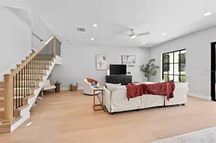 113 W Evans St, Orlando, FL 32804 - Photo 9