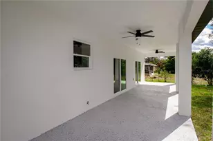 769 Memorial Dr, Sebring, FL 33870 - Photo 3