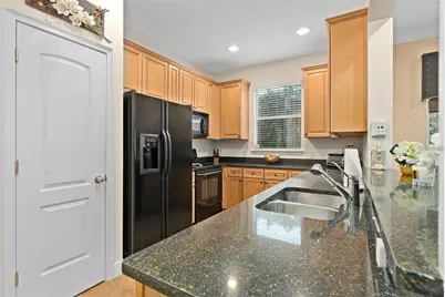 828 Ellwood Avenue #J, Orlando, FL 32804 - Photo 5