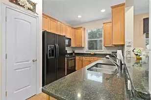 828 Ellwood Ave, Orlando, FL 32804 - Photo 5