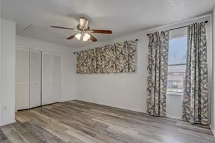 2719 Hunt Club Ln, Orlando, FL 32826 - Photo 17