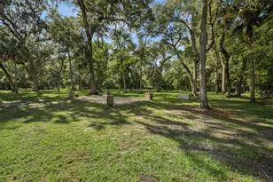 21033 Violet Rd, Brooksville, FL 34601 - Photo 47