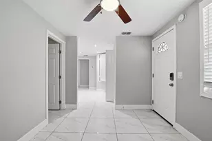 6033 W Amelia St, Orlando, FL 32835 - Photo 5