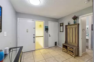 10044 Garrison Ln, Orlando, FL 32821 - Photo 5