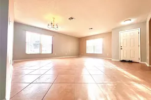 707 Battery Pointe Dr, Orlando, FL 32828 - Photo 3