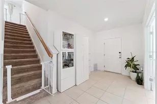 1111 Calico Pointe Cir, Groveland, FL 34736 - Photo 5