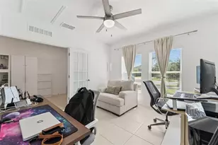 1111 Calico Pointe Cir, Groveland, FL 34736 - Photo 5