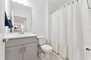 1111 Calico Pointe Cir, Groveland, FL 34736 - Photo 19
