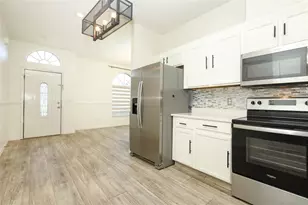 9345 Monterey Bay Dr, Orlando, FL 32832 - Photo 5