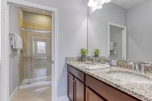 405 Captiva Dr, Davenport, FL 33896 - Photo 13