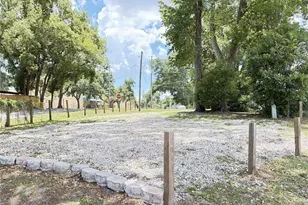 903 Monroe Ct, Apopka, FL 32703 - Photo 3