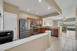 4939 Pond Ridge Dr, Riverview, FL 33578 - Photo 7