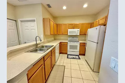 2370 Grand Central Parkway #5, Orlando, FL 32839 - Photo 9
