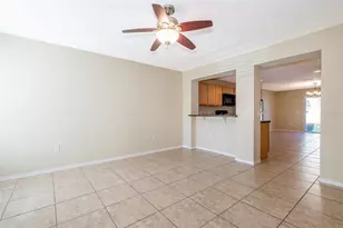 5087 Dominica Dr, Kissimmee, FL 34746 - Photo 3