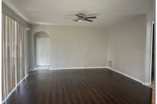 2887 Sweetspire Cir, Kissimmee, FL 34746 - Photo 9