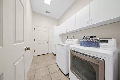 2016 Whitfield Lane, Orlando, FL 32835 - Photo 37