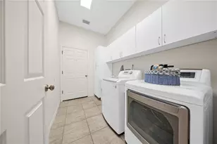 2016 Whitfield Ln, Orlando, FL 32835 - Photo 37