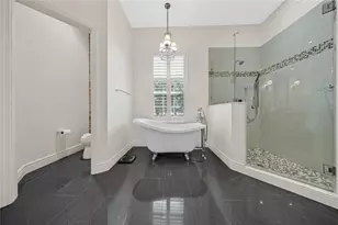 2016 Whitfield Ln, Orlando, FL 32835 - Photo 17