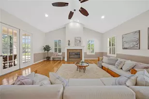 2016 Whitfield Ln, Orlando, FL 32835 - Photo 7