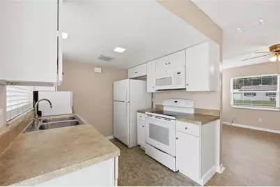 4048 Castlegate Drive, Orlando, FL 32839 - Photo 11