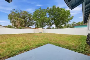 4048 Castlegate Dr, Orlando, FL 32839 - Photo 23