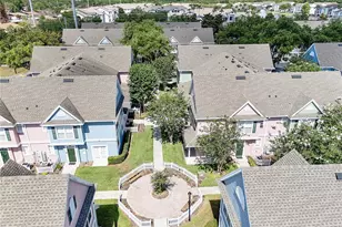 4007 Venetian Bay Dr, Kissimmee, FL 34741 - Photo 9