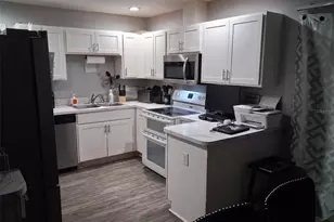 505 Holt Cir, Winter Haven, FL 33880 - Photo 3