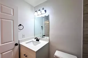 2452 Oak Park Way, Orlando, FL 32822 - Photo 11