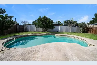 8229 Malvern Circle, Tampa, FL 33634 - Photo 19