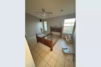 2923 SW 11th Court, Cape Coral, FL 33914 - Photo 7
