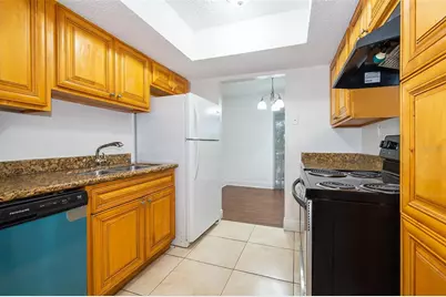 4779 S Texas Avenue #4779D, Orlando, FL 32839 - Photo 5