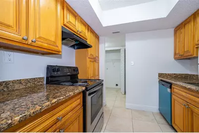 4779 S Texas Avenue #4779D, Orlando, FL 32839 - Photo 7