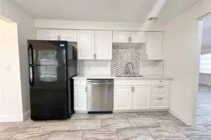 122 S Bulova Dr, Apopka, FL 32703 - Photo 3