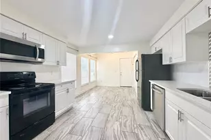 122 S Bulova Dr, Apopka, FL 32703 - Photo 5